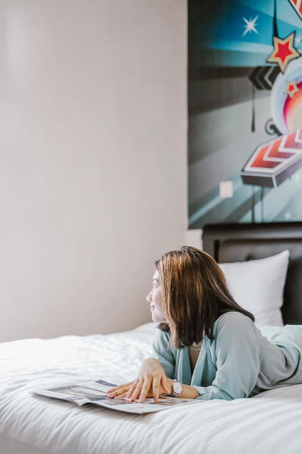 Votel Hotel Tulungagung Dış mekan fotoğraf