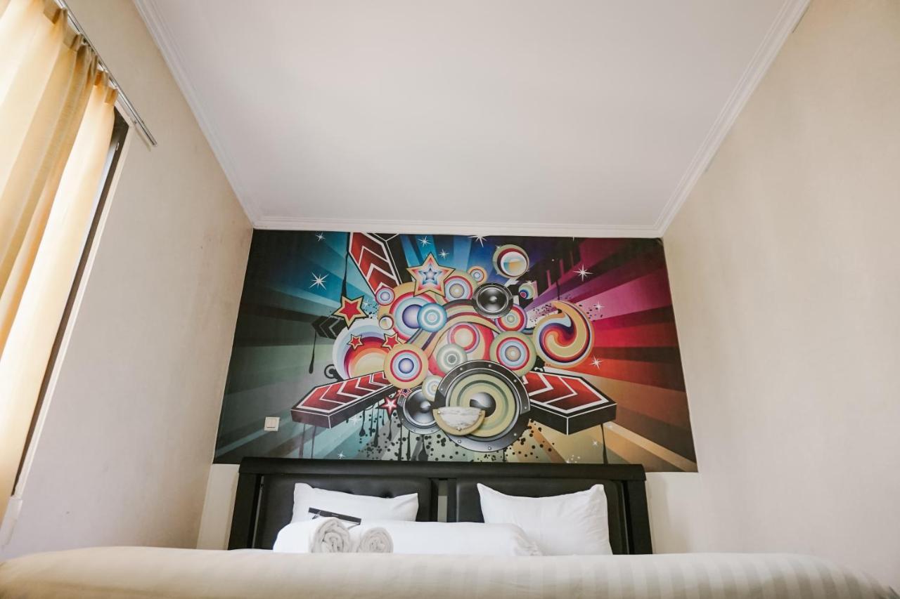 Votel Hotel Tulungagung Dış mekan fotoğraf